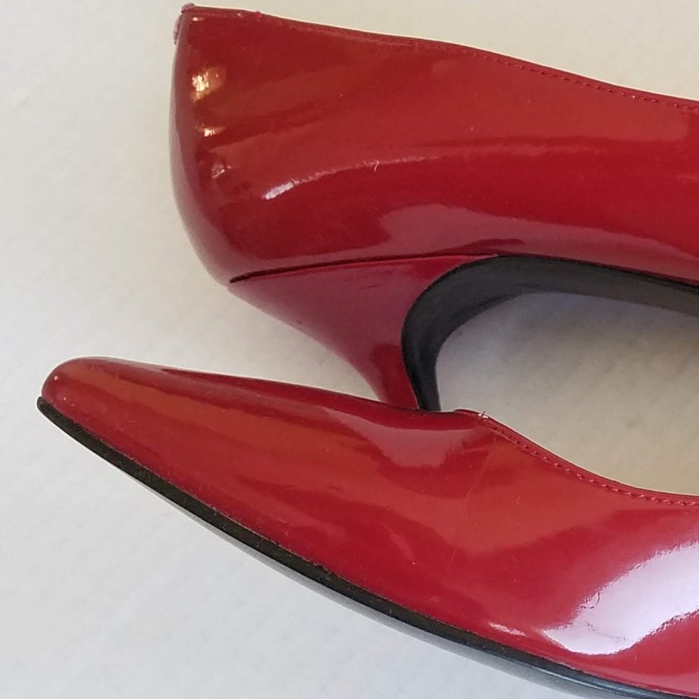 Patent Leather Guess Pumps - Red, Size 7 - Picture 5 of 13